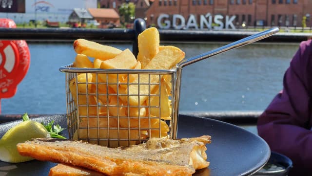 Gdzie zjeść w Gdańsku? Najlepsze miejsca, które musisz poznać Gdzie zjeść w Gdańsku? Najlepsze miejsca, które musisz poznać