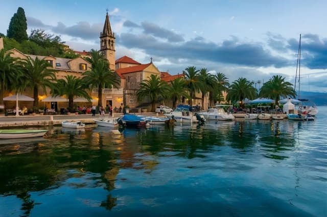 Niezapomniane atrakcje na wyspie Brač, które musisz odwiedzić Niezapomniane atrakcje na wyspie Brač, które musisz odwiedzić