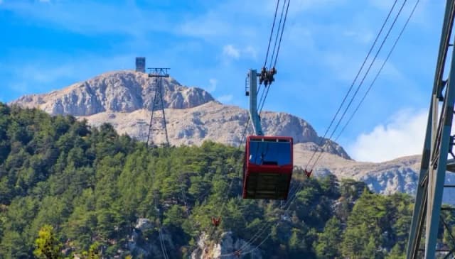Najlepsze atrakcje w Kemer, Turcja – co warto zobaczyć i przeżyć Najlepsze atrakcje w Kemer, Turcja – co warto zobaczyć i przeżyć